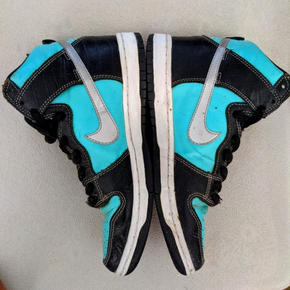 Nike Shoes - Nike "Tiffany" Sbs